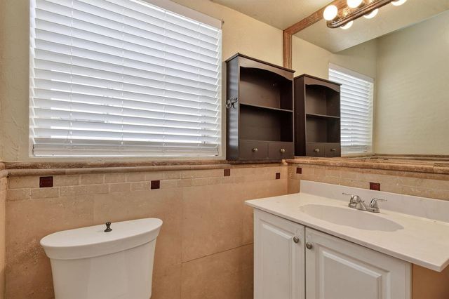 1005 Selkirk Street, West Palm Beach, FL 33405