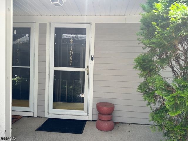 1047 Cambridge Court 1047, Mahwah Twp., NJ 07430