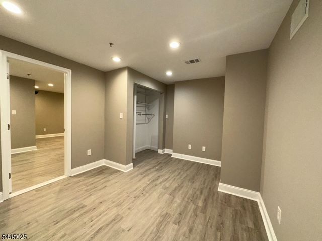 1047 Cambridge Court 1047, Mahwah Twp., NJ 07430