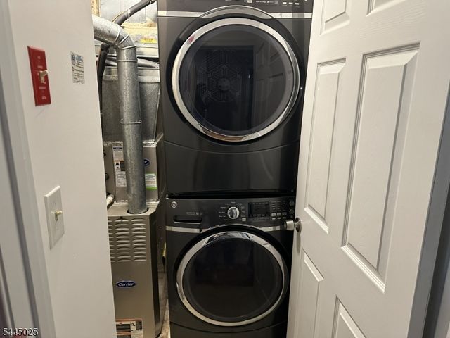 1047 Cambridge Court 1047, Mahwah Twp., NJ 07430