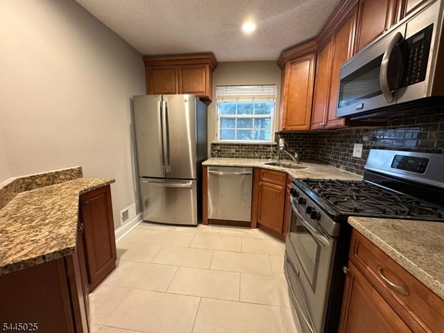 1047 Cambridge Court 1047, Mahwah Twp., NJ 07430