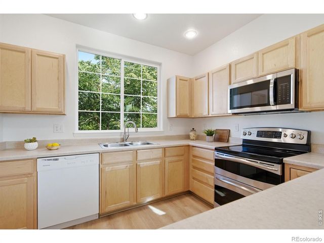354 Shadowbrook Drive, Windsor, CO 80550