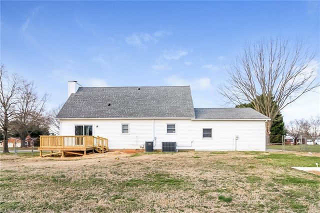 6100 Radds Street, Lexington, NC 27295