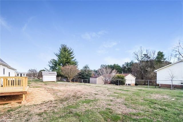6100 Radds Street, Lexington, NC 27295