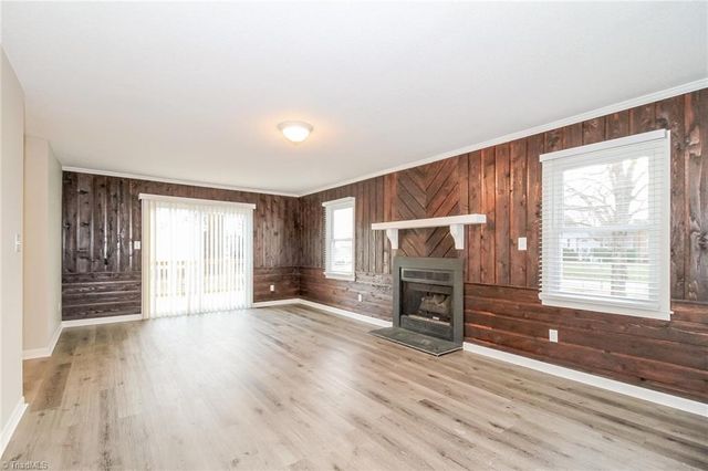 6100 Radds Street, Lexington, NC 27295