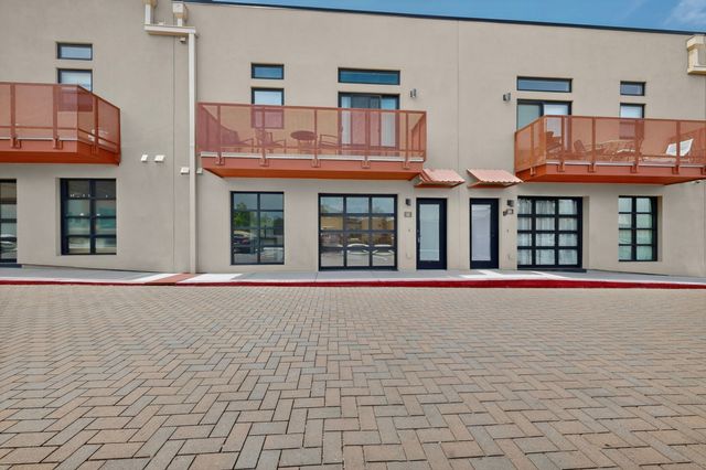1109 Paseo Corazon D-3, Santa Fe, NM 87507
