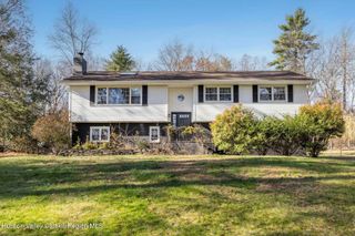 11 Forestwood Drive, Woodstock, NY 12498
