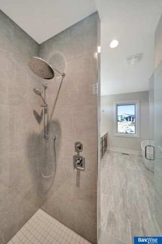 9134 Marbella Drive, Lincoln, NE 68520