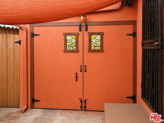 657 W 66th Street, Los Angeles, CA 90044
