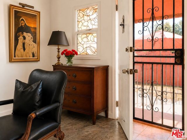 657 W 66th Street, Los Angeles, CA 90044