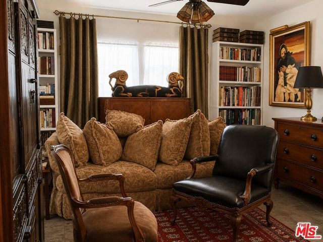 657 W 66th Street, Los Angeles, CA 90044