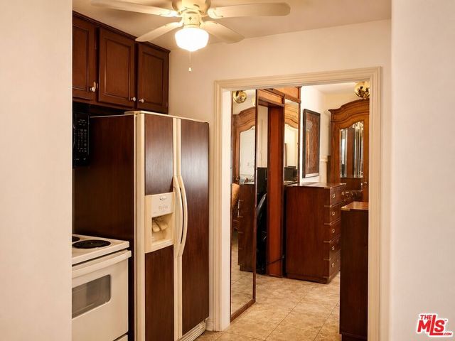 657 W 66th Street, Los Angeles, CA 90044