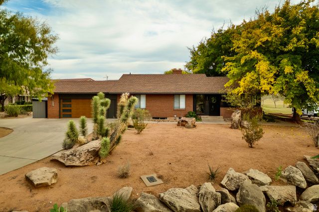 3009 S JACOB HAMBLIN DR, St. George, UT 84790