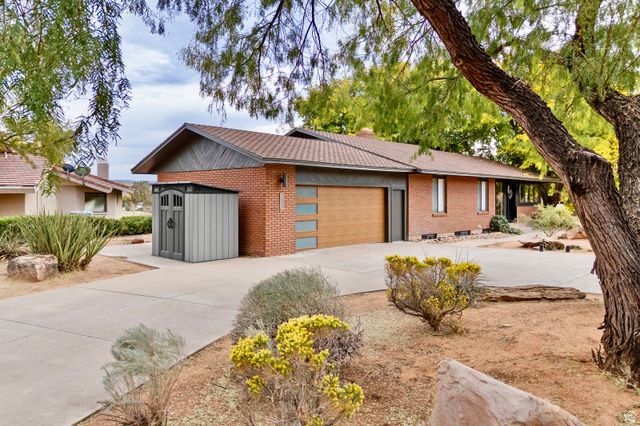 3009 S JACOB HAMBLIN DR, St. George, UT 84790