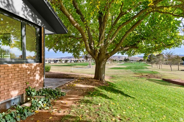 3009 S JACOB HAMBLIN DR, St. George, UT 84790