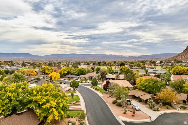 3009 S JACOB HAMBLIN DR, St. George, UT 84790