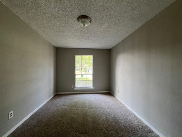 7403 Strawbridge Lane, Houston, TX 77040