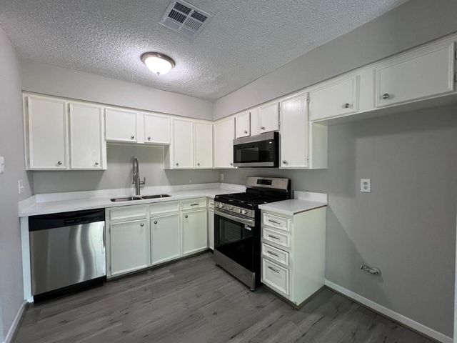 7403 Strawbridge Lane, Houston, TX 77040