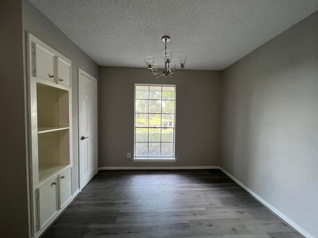 7403 Strawbridge Lane, Houston, TX 77040
