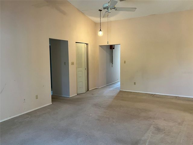 10738 LAZY LAKE DR, Orlando, FL 32821