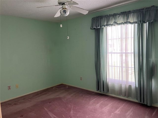 10738 LAZY LAKE DR, Orlando, FL 32821