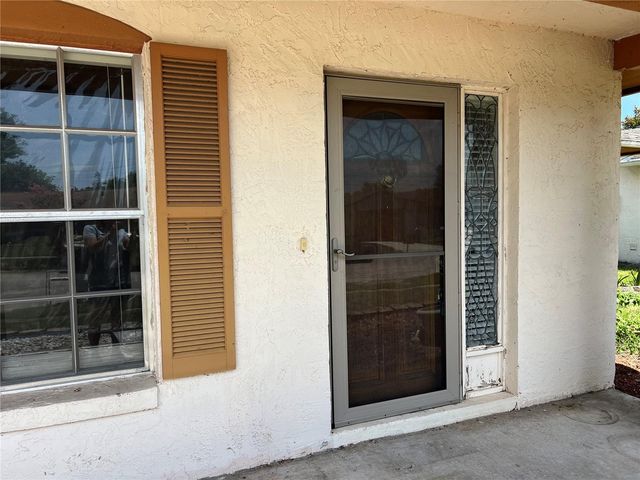 10738 LAZY LAKE DR, Orlando, FL 32821