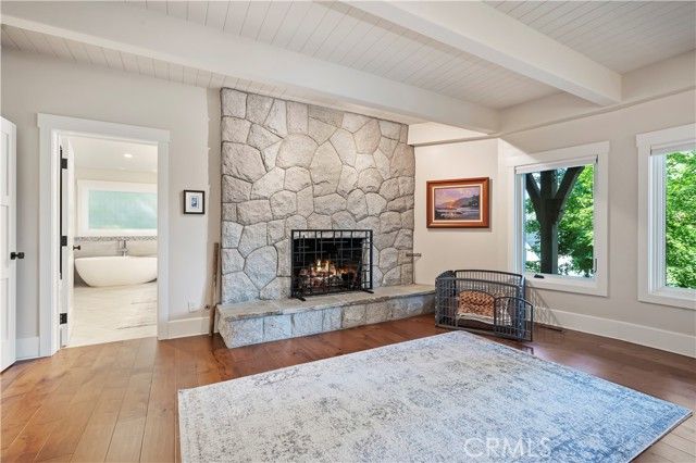 28027 Peninsula Drive, Lake Arrowhead, CA 92352