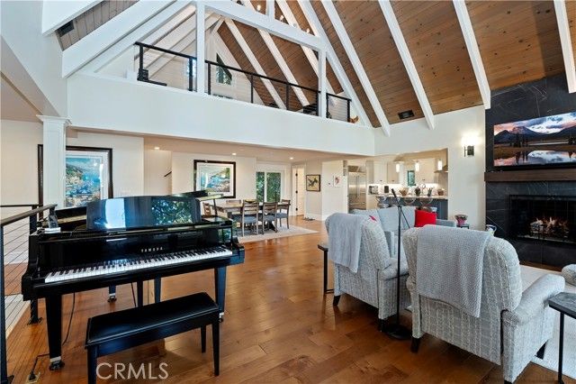 28027 Peninsula Drive, Lake Arrowhead, CA 92352