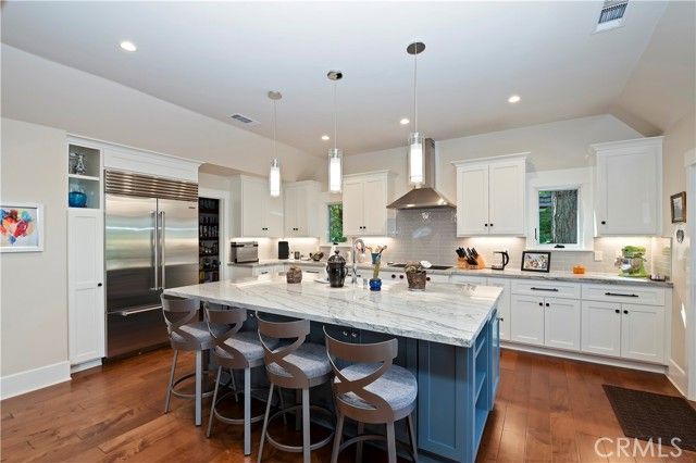 28027 Peninsula Drive, Lake Arrowhead, CA 92352