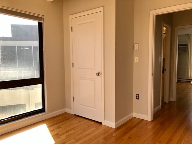 12 Stoneholm Street 616, Boston, MA 02115