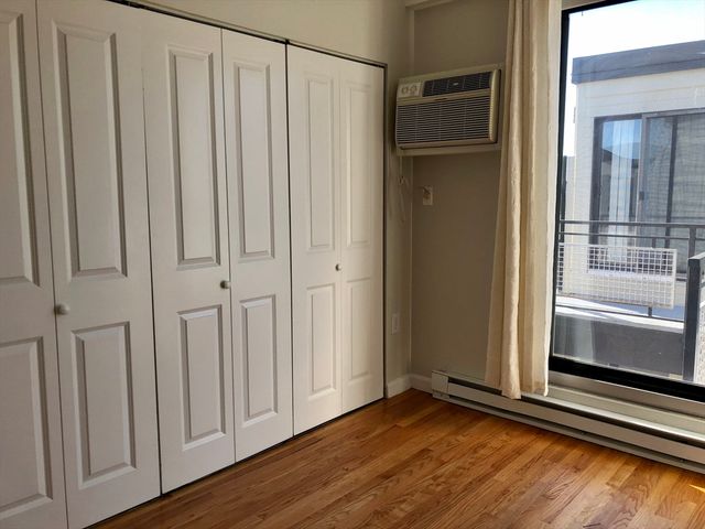 12 Stoneholm Street 616, Boston, MA 02115