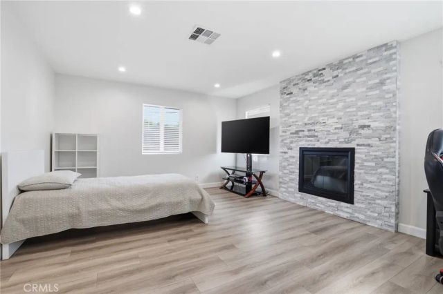 9711 Wheatland, Sunland, CA 91040