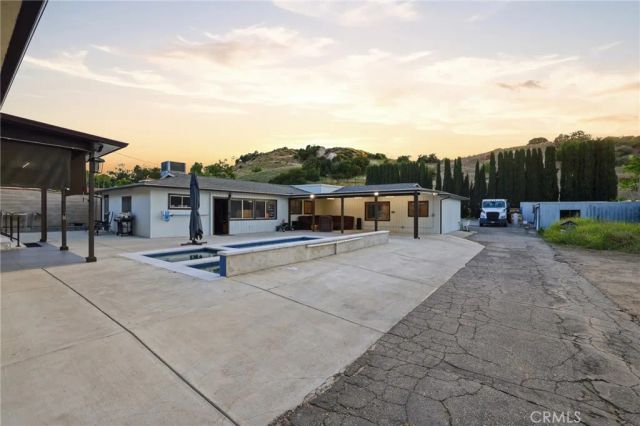 9711 Wheatland, Sunland, CA 91040