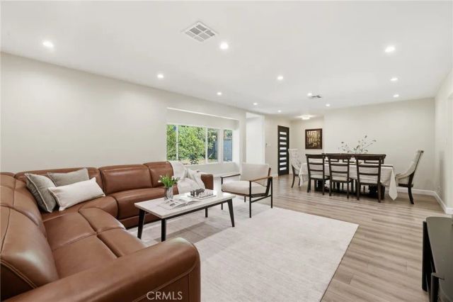 9711 Wheatland, Sunland, CA 91040