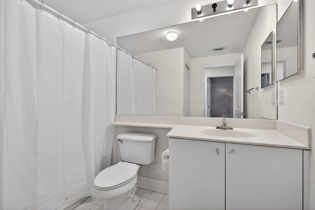 5880 W SAMPLE Road 206, Coral Springs, FL 33067