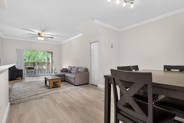 5880 W SAMPLE Road 206, Coral Springs, FL 33067