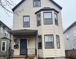 8329 S Burnham Avenue, Chicago, IL 60617