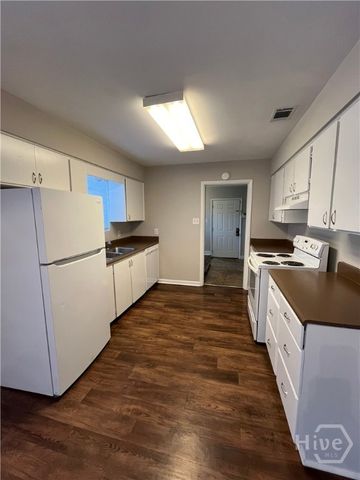 718 Atlanta Street, Savannah, GA 31405