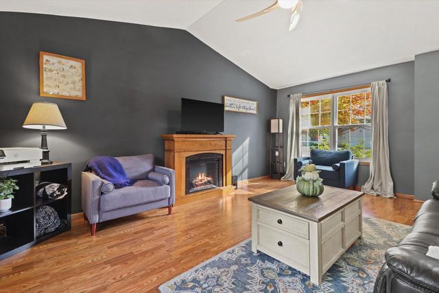 2606 Park Forest DRIVE, West Bend, WI 53090