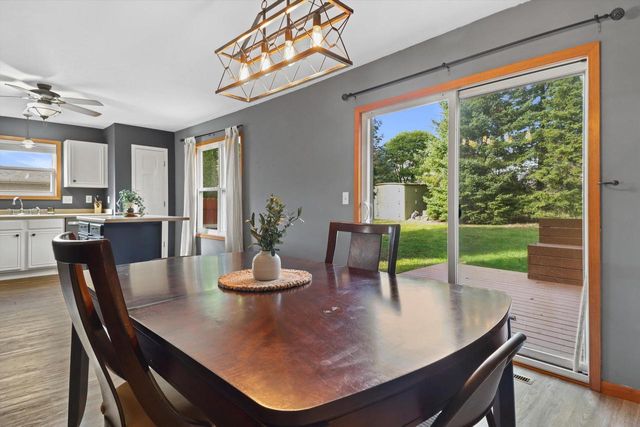 2606 Park Forest DRIVE, West Bend, WI 53090