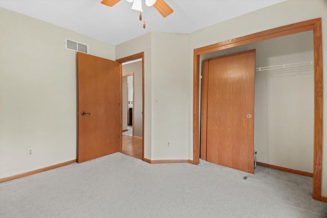 2606 Park Forest DRIVE, West Bend, WI 53090