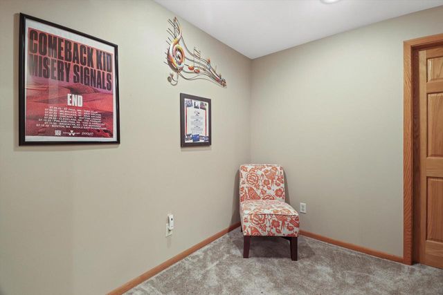 2606 Park Forest DRIVE, West Bend, WI 53090