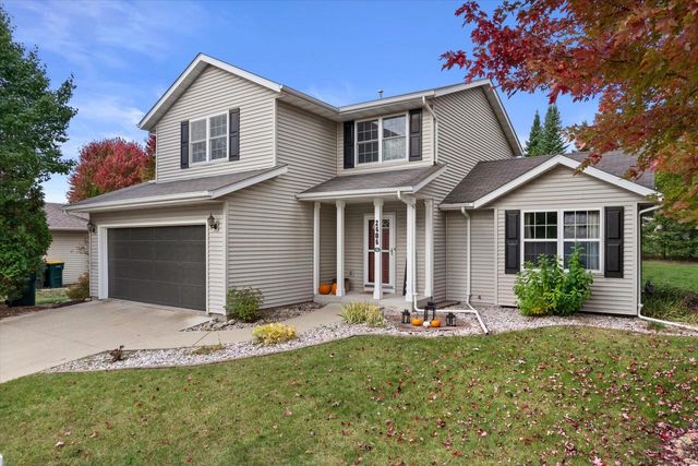 2606 Park Forest DRIVE, West Bend, WI 53090