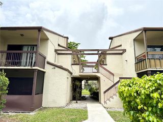 435 NW 210th St 205, Miami Gardens, FL 33169