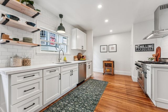 1108 E 33Rd St, Oakland, CA 94610