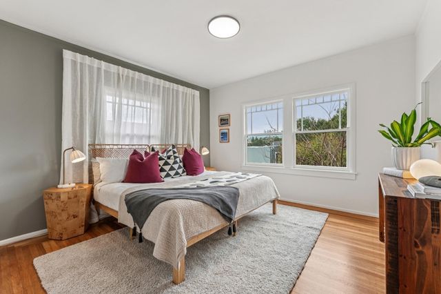 1108 E 33Rd St, Oakland, CA 94610