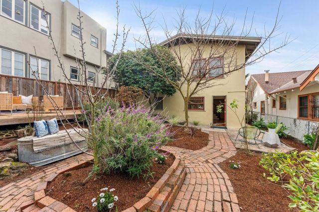 1108 E 33Rd St, Oakland, CA 94610