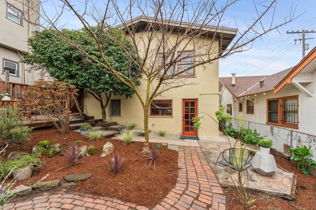 1108 E 33Rd St, Oakland, CA 94610