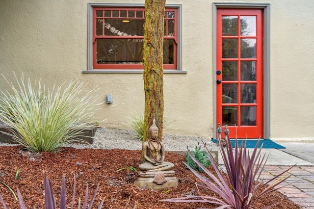 1108 E 33Rd St, Oakland, CA 94610