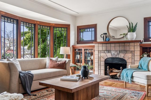 1108 E 33Rd St, Oakland, CA 94610